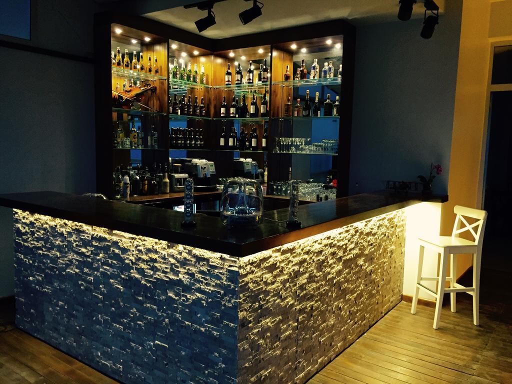 Nemrut Bay Otel Yenifoca Buitenkant foto