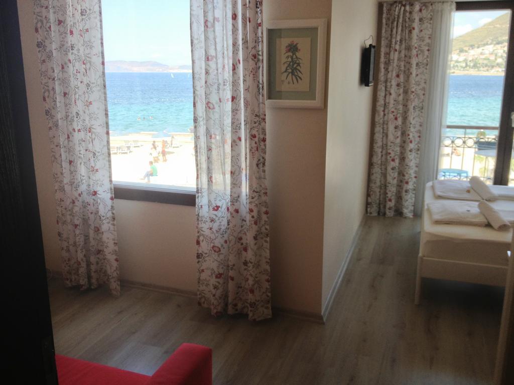 Nemrut Bay Otel Yenifoca Kamer foto